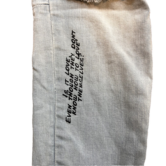 Crysp Denim Jeans Men’s 30 Blue Skinny Distressed Graphic Script Streetwear - Picture 7 of 16